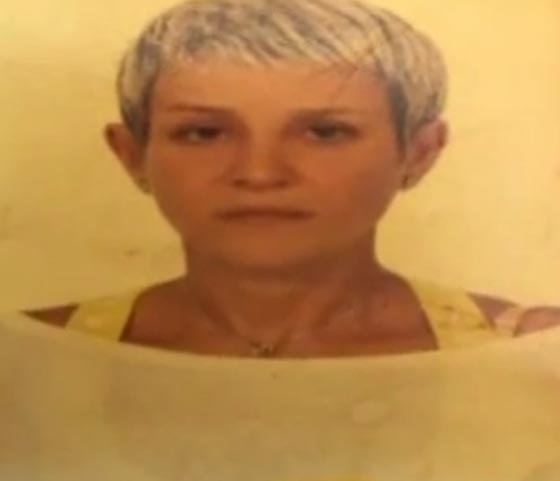 لبنان يهتز.. رجل يطلق ثلاثين رصاصة على زوجته غير عابئ بصراخ ابنائه صورة رقم 3 لبنان يهتز.. رجل يطلق ثلاثين رصاصة على زوجته غير عابئ بصراخ ابنائه صورة رقم 3