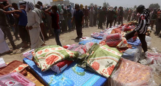 بالصور.. عراقيون يفرون من جحيم داعش في الانبار الى نعيم التشرد  صورة رقم 10