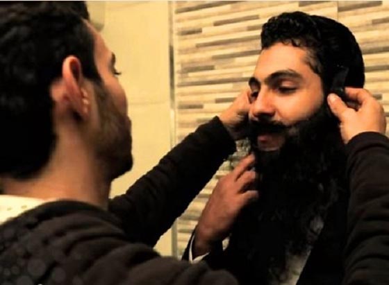 بالفيديو.. ماذا يفعل يهودي متدين في وسط القاهرة وكيف تم التعامل معه؟ صورة رقم 1