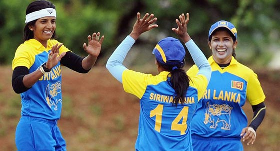 لاعبات سيريلانكيات يقدمن اجسادهن وجبات ساخنة للحفاظ على شهرتهن!! صورة رقم 1