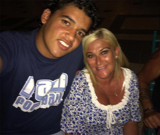 الداخلية المصرية تحقق في صور فاحشة لضباط أمن مع سائحة.. شاهد صورة رقم 16 الداخلية المصرية تحقق في صور فاحشة لضباط أمن مع سائحة.. شاهد صورة رقم 16