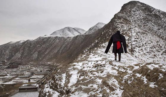 بالصور.. الطقوس الدينية والحجيج لاتباع الديانات المختلفة حول العالم صورة رقم 5