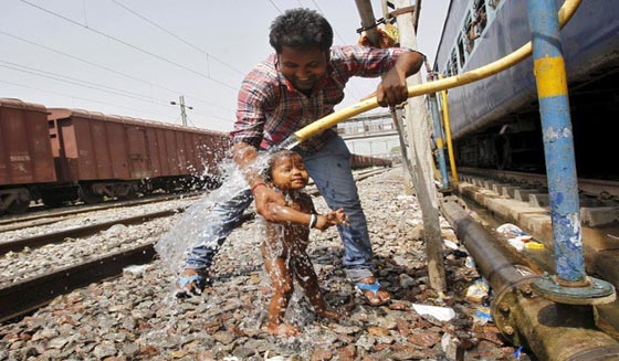 800 قتيل في موجة حر شديد تجتاح الهند صورة رقم 2