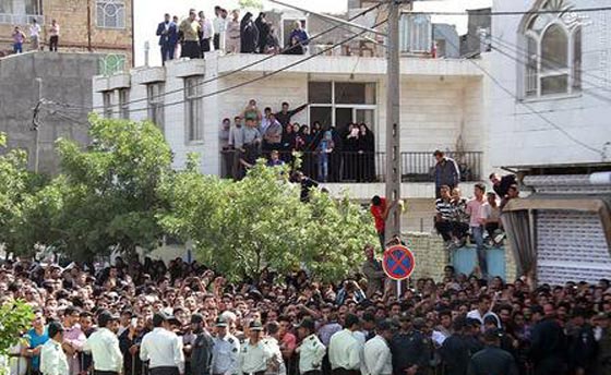 خامنئي يرد على طلب العفو باعدام 22 سجينا.. شاهد الصور المريعة صورة رقم 9