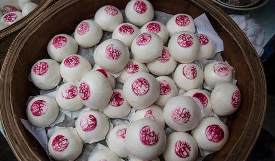 هونغ كونغ  تحتفل بآلهة البحر وتحيي اسطورة الريح والبحارة الصينيين صورة رقم 15