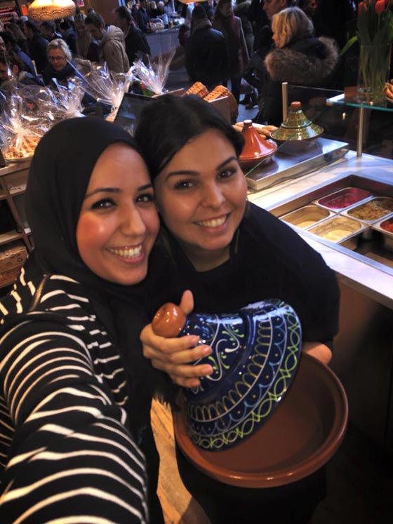 رجل يهدد أصحاب مطعم هولندي استبدل اسم اسرائيل بفلسطين صورة رقم 9 رجل يهدد أصحاب مطعم هولندي استبدل اسم اسرائيل بفلسطين صورة رقم 9