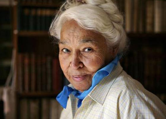 نوال السعداوي: لا ادعو للكفر لكن لا علاقة للاخلاق بلحية او حجاب   صورة رقم 2