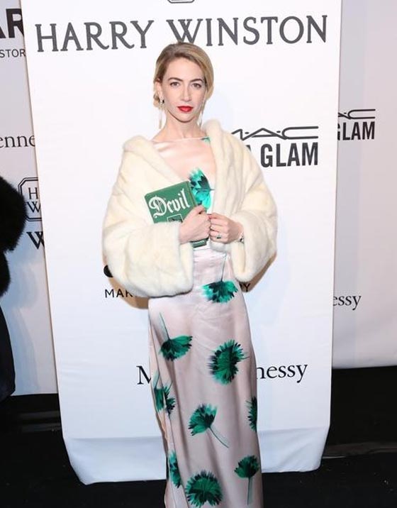 بعد امل علم الدين.. لبنانية اخرى تزج بملياردير عالمي في القفص الذهبي صورة رقم 10