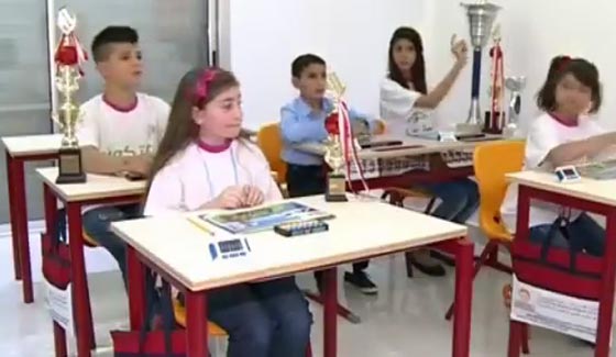 عبقرية لبنانية في عمر الورد تتحدى الالة الحاسبة.. وتفوقها قدرة صورة رقم 2 عبقرية لبنانية في عمر الورد تتحدى الالة الحاسبة.. وتفوقها قدرة صورة رقم 2