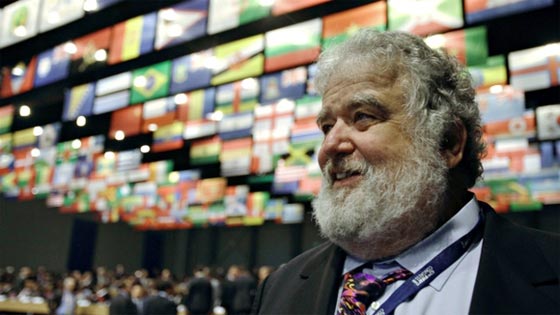 عاشق القطط يوقع بمافيا الفيفا.. بطلب من السي . آي. ايه صورة رقم 1 عاشق القطط يوقع بمافيا الفيفا.. بطلب من السي . آي. ايه صورة رقم 1