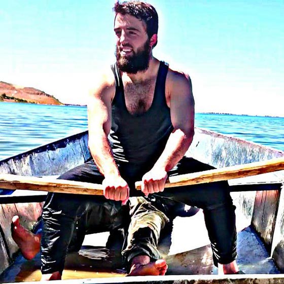 بطل العالم في الملاكمة الالماني فالديت غاشي ينضم الى داعش صورة رقم 5