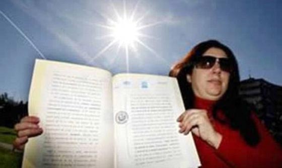 امرأة تعلن ملكيتها للشمس تبيع بقع عليها وتقاضي موقع اي باي  صورة رقم 2