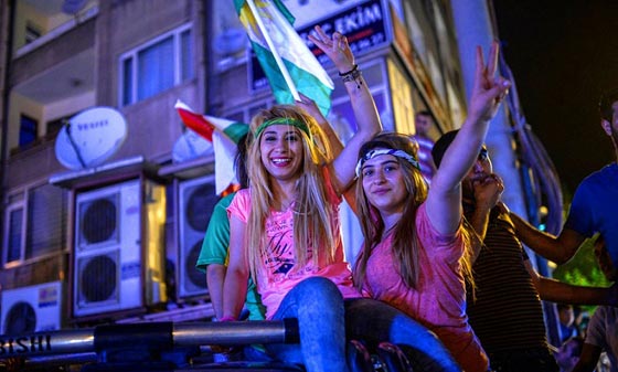 شرارة دميرطاش لسعت اوباما الأكراد وايقظته من الحلم على كابوس صورة رقم 2