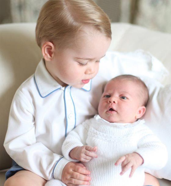 صور الامير جورج مع شقيقته الاميرة شارلوت اليزابيث ديانا صورة رقم 2 صور الامير جورج مع شقيقته الاميرة شارلوت اليزابيث ديانا صورة رقم 2