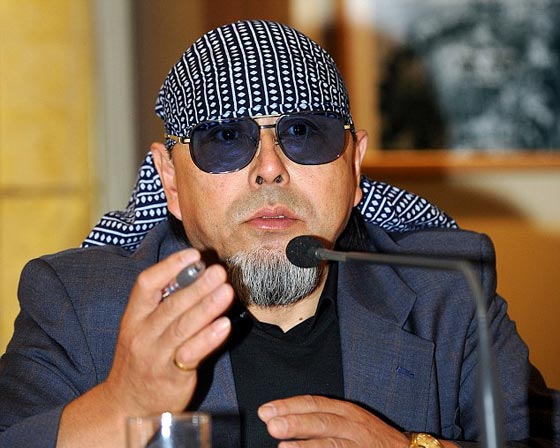 زيادة وزن الزعيم الكوري لعدم قدرته على مقاومة السوشي والنبيذ صورة رقم 2