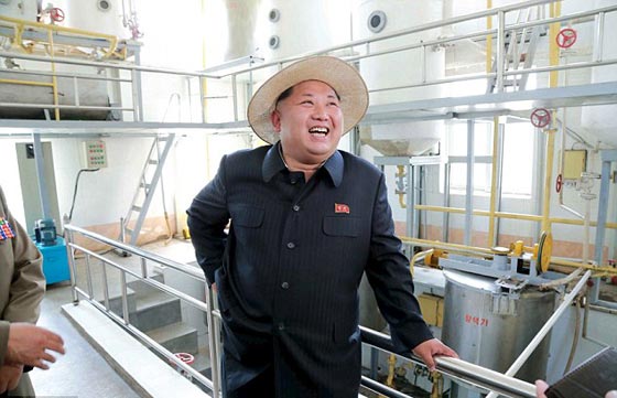 زيادة وزن الزعيم الكوري لعدم قدرته على مقاومة السوشي والنبيذ صورة رقم 13