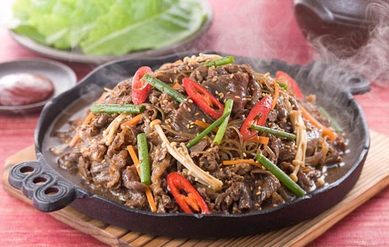 زيادة وزن الزعيم الكوري لعدم قدرته على مقاومة السوشي والنبيذ صورة رقم 16