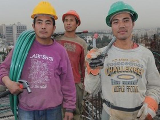 الصين تشترط على اسرائيل عدم تشغيل عمالها في المستوطنات  صورة رقم 1