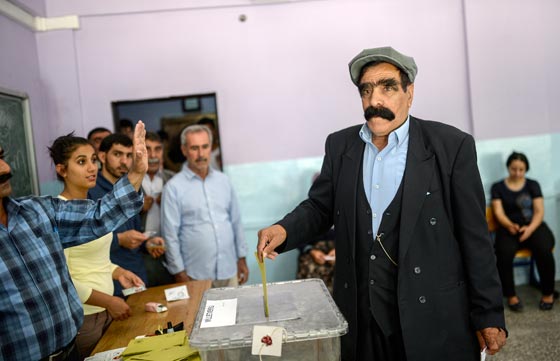 رياح التغيير تهب في تركيا والحزب الحاكم يتراجع صورة رقم 4 رياح التغيير تهب في تركيا والحزب الحاكم يتراجع صورة رقم 4