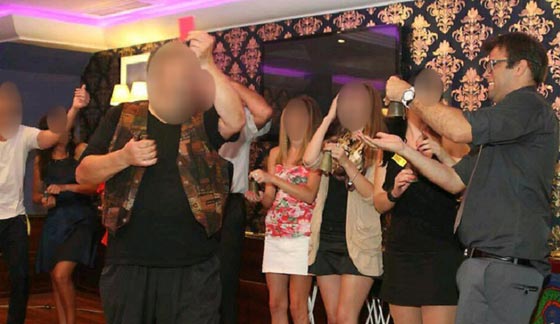 فضيحة مجلجلة بالصور.. نائب رئيس الكنيست عمل قوادا وتاجر مخدرات صورة رقم 2