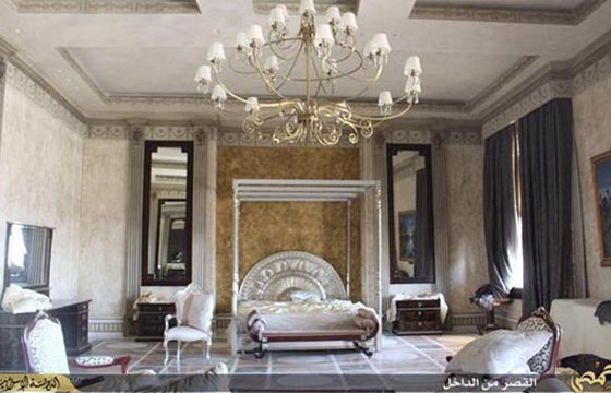 داعش ينشر صورا من اعماق مدينة تدمر ومن قصر الشيخة موزة بالتحديد.. شاهدها صورة رقم 6