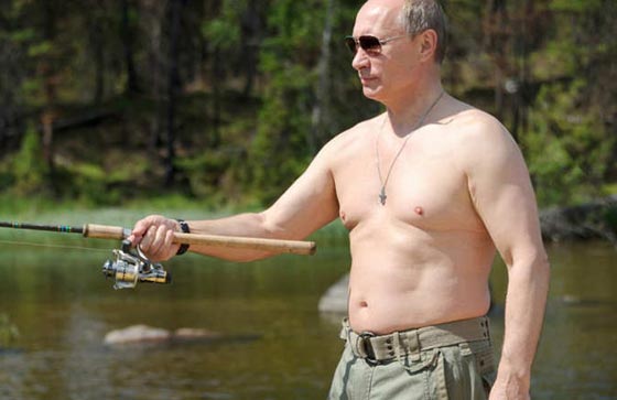 تعرف بالصور على الوجوه الاخرى لبوتين.. منها الصياد، الرياضي والمستكشف صورة رقم 8 تعرف بالصور على الوجوه الاخرى لبوتين.. منها الصياد، الرياضي والمستكشف صورة رقم 8