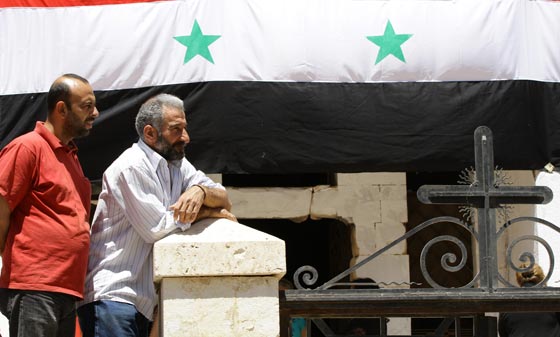 بايمانها وتصميمها.. بلدة معلولا الاثريةالسورية تستعيد تمثال السيدة العذراء صورة رقم 4 بايمانها وتصميمها.. بلدة معلولا الاثريةالسورية تستعيد تمثال السيدة العذراء صورة رقم 4