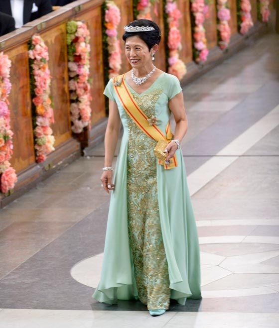 امير سويدي يرتبط بنجمة خلع الملابسة ومطرب سوري يحيي حفل زواجه!! صورة رقم 22 امير سويدي يرتبط بنجمة خلع الملابسة ومطرب سوري يحيي حفل زواجه!! صورة رقم 22