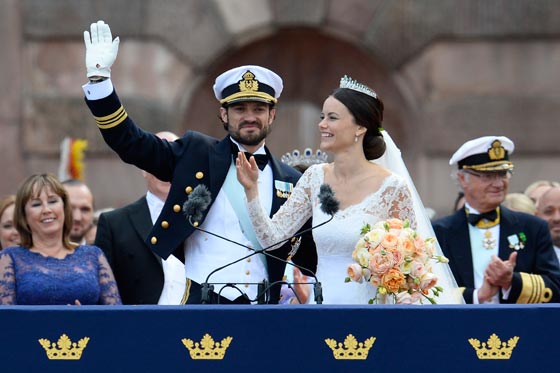 امير سويدي يرتبط بنجمة خلع الملابسة ومطرب سوري يحيي حفل زواجه!! صورة رقم 17 امير سويدي يرتبط بنجمة خلع الملابسة ومطرب سوري يحيي حفل زواجه!! صورة رقم 17