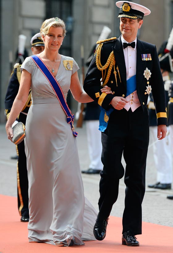 امير سويدي يرتبط بنجمة خلع الملابسة ومطرب سوري يحيي حفل زواجه!! صورة رقم 36 امير سويدي يرتبط بنجمة خلع الملابسة ومطرب سوري يحيي حفل زواجه!! صورة رقم 36