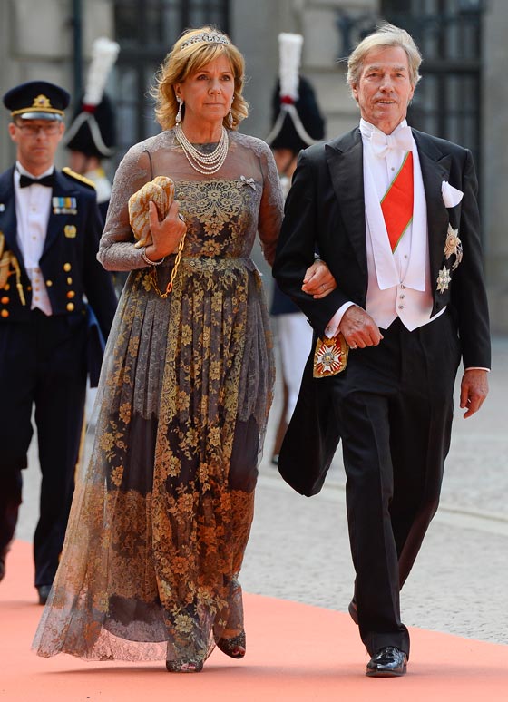 امير سويدي يرتبط بنجمة خلع الملابسة ومطرب سوري يحيي حفل زواجه!! صورة رقم 37 امير سويدي يرتبط بنجمة خلع الملابسة ومطرب سوري يحيي حفل زواجه!! صورة رقم 37