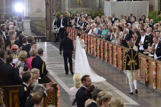 امير سويدي يرتبط بنجمة خلع الملابسة ومطرب سوري يحيي حفل زواجه!! صورة رقم 13 امير سويدي يرتبط بنجمة خلع الملابسة ومطرب سوري يحيي حفل زواجه!! صورة رقم 13