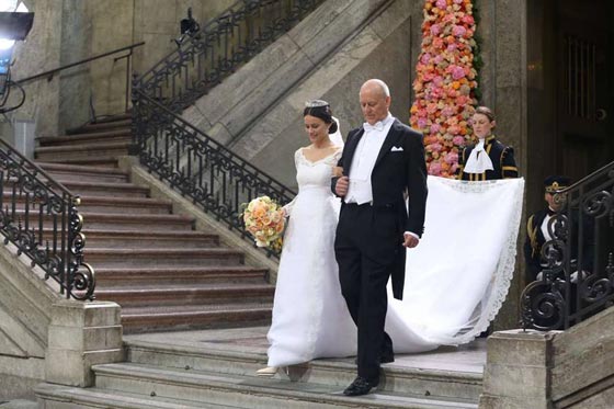 امير سويدي يرتبط بنجمة خلع الملابسة ومطرب سوري يحيي حفل زواجه!! صورة رقم 4 امير سويدي يرتبط بنجمة خلع الملابسة ومطرب سوري يحيي حفل زواجه!! صورة رقم 4