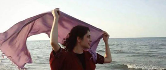 متمردات ايرانيات يتحدين قوانين بلادهن بخلعهن الحجاب صورة رقم 3