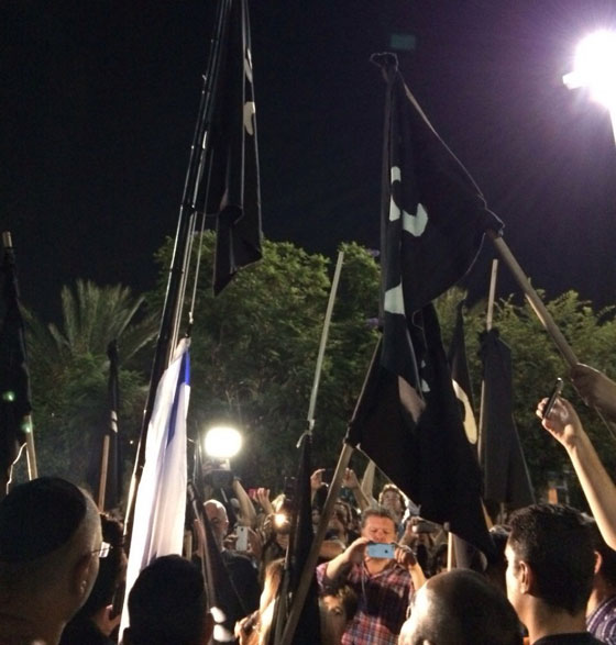 متطرفون يهاجمون كنيسة اثرية في طبريا.. بالنار واللغة العبرية صورة رقم 14 متطرفون يهاجمون كنيسة اثرية في طبريا.. بالنار واللغة العبرية صورة رقم 14