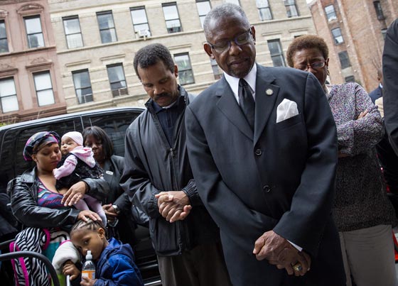 مرتكب مذبحة تشارلستون: أردت اعلان حرب عنصرية صورة رقم 18 مرتكب مذبحة تشارلستون: أردت اعلان حرب عنصرية صورة رقم 18