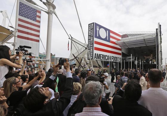 ميشال اوباما تكافح سمنة الاطفال وتكشف عن طعامها المفضل صورة رقم 13