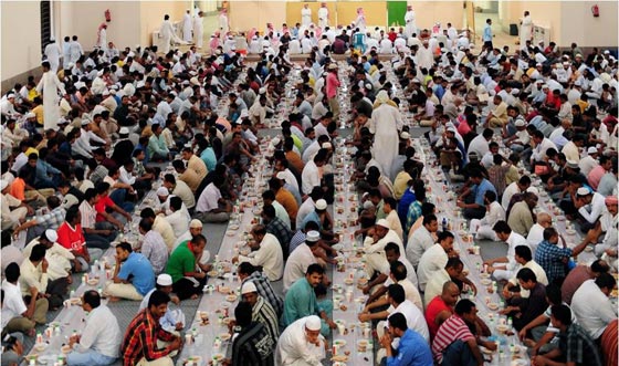 رمضان يدخل غينيس بأكبر افطار وأكبر فانوس ومدفع واقدم مسحراتي صورة رقم 1