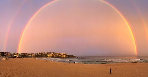 العالم يستمتع بمنظر قوس قزح مدينة سيدني الامريكية.. شاهد كم هو مذهل صورة رقم 5 العالم يستمتع بمنظر قوس قزح مدينة سيدني الامريكية.. شاهد كم هو مذهل صورة رقم 5