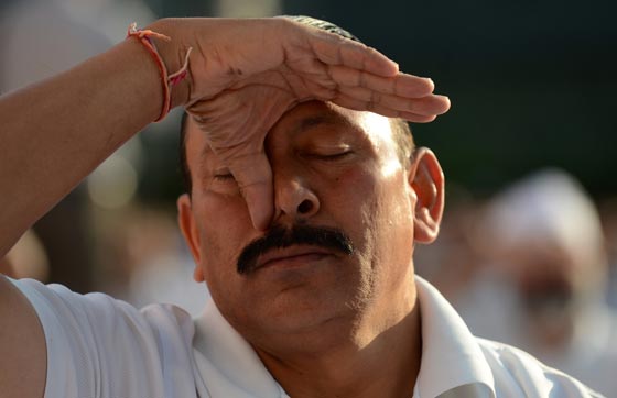 بالفيديو والصور.. العالم يخصّص يوم 21 حزيران للاحتفال بيوم اليوغا صورة رقم 6 بالفيديو والصور.. العالم يخصّص يوم 21 حزيران للاحتفال بيوم اليوغا صورة رقم 6