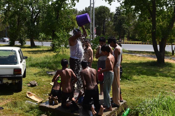 450 قتيلا حصيلة ضحايا موجة الحر في باكستان صورة رقم 10 450 قتيلا حصيلة ضحايا موجة الحر في باكستان صورة رقم 10