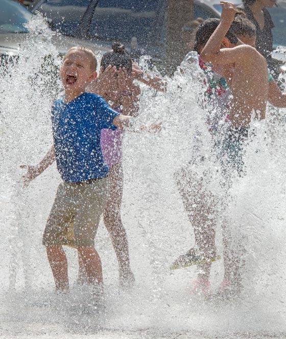 450 قتيلا حصيلة ضحايا موجة الحر في باكستان صورة رقم 13 450 قتيلا حصيلة ضحايا موجة الحر في باكستان صورة رقم 13