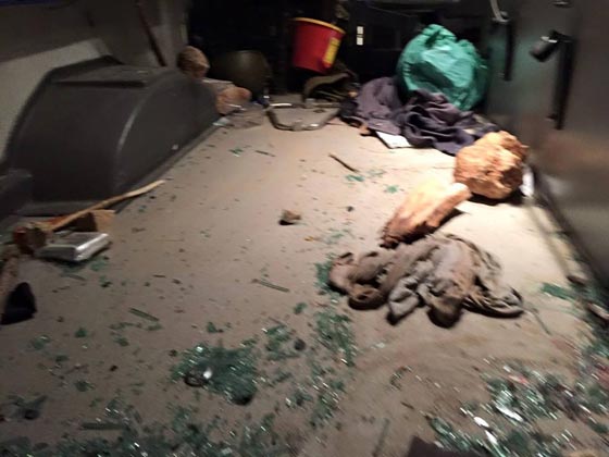 شبان دروز يعترضون سيارة عسكرية تنقل جرحى سوريين الى اسرائيل ويقتلون احدهم صورة رقم 5