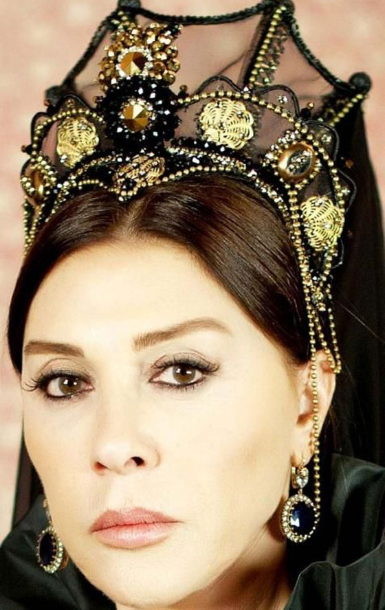 نجوم تركيا يعودون بالذاكرة الى اجمل ايامهم في رمضان صورة رقم 4