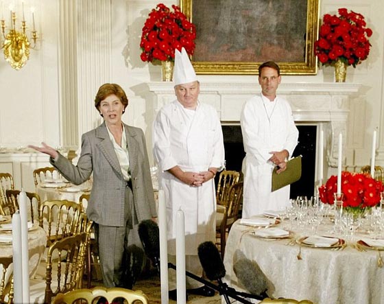 العثور على جثة طباخ كلينتون وبوش المفقود منذ خرج في رحلة تسلق صورة رقم 7