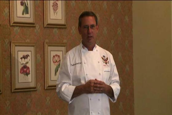 العثور على جثة طباخ كلينتون وبوش المفقود منذ خرج في رحلة تسلق صورة رقم 11