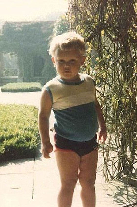 صور اسمن رجل في العالم الذي توفي بعد ان رفض التوقف عن الطعام صورة رقم 8