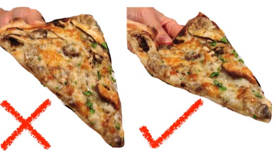 اخطاء شائعة تقوم بها يوميا: امسك البيتزا هكذا واستخدم سماعات الاذن بالشكل الصحيح صورة رقم 8 اخطاء شائعة تقوم بها يوميا: امسك البيتزا هكذا واستخدم سماعات الاذن بالشكل الصحيح صورة رقم 8