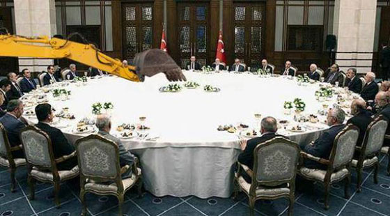 بالصور.. انتقادات لمائدة الافطار العملاقة تفجر غضب اردوغان صورة رقم 7 بالصور.. انتقادات لمائدة الافطار العملاقة تفجر غضب اردوغان صورة رقم 7
