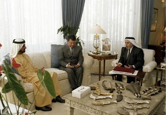 صور نادرة: عقد قران الشيخ محمد بن راشد آل مكتوم على الاميرة هيا بنت الحسين صورة رقم 2